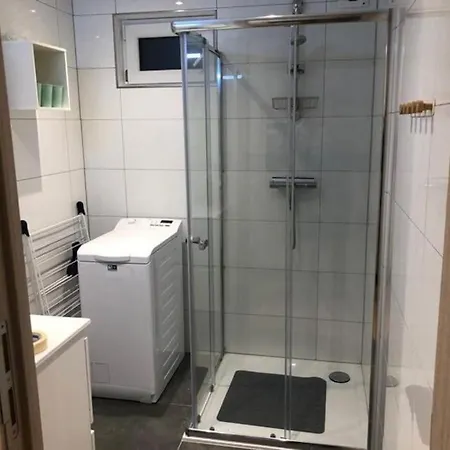 Holiday home Comfortabele Houten Bij De Veluwe Epe